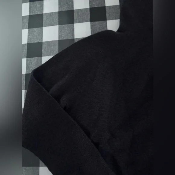 Christian Wijnants - Black/Gray Fine Knit Turtleneck Sweater - Picture 3 of 4